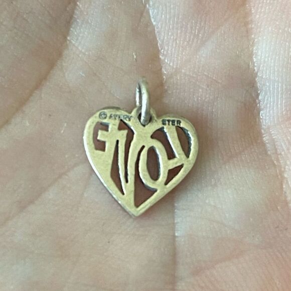 James Avery Retired Heart Full Of Love Charm - Picture 2 of 3
